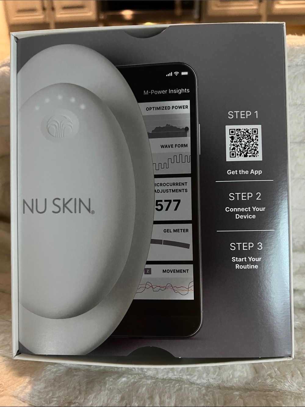 Nu Skin Handheld Skincare Device in White - Like New